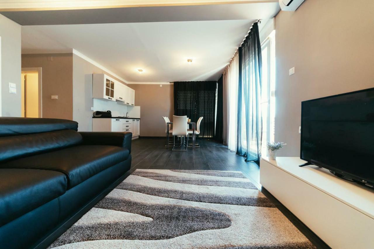Apartments Prestige Petrčane Exterior foto